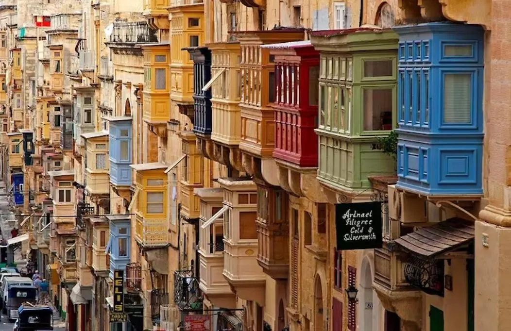 Old Mint Penthouse Apartment Valletta