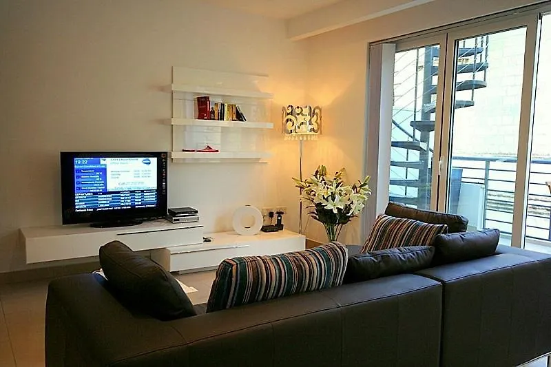 Old Mint Penthouse Apartment Valletta
