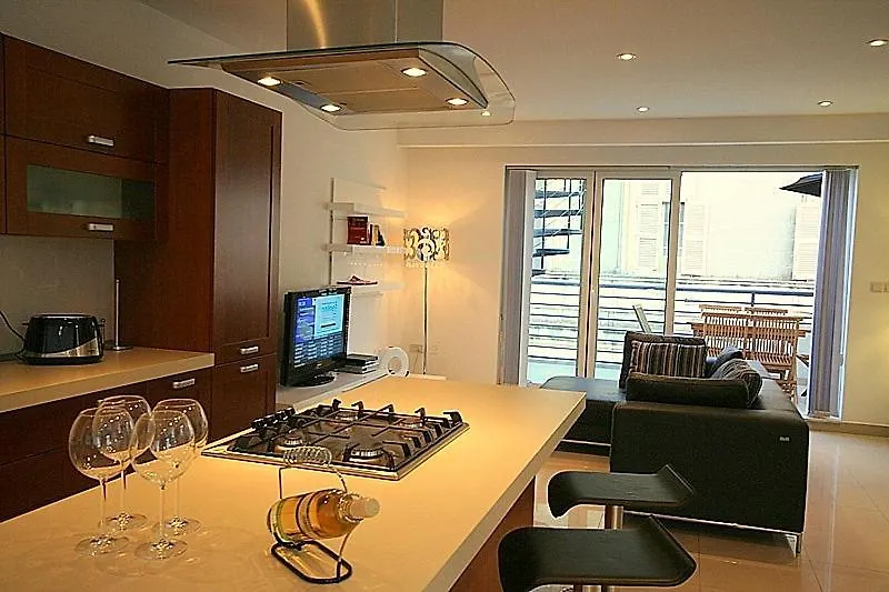 Old Mint Penthouse Apartment Valletta